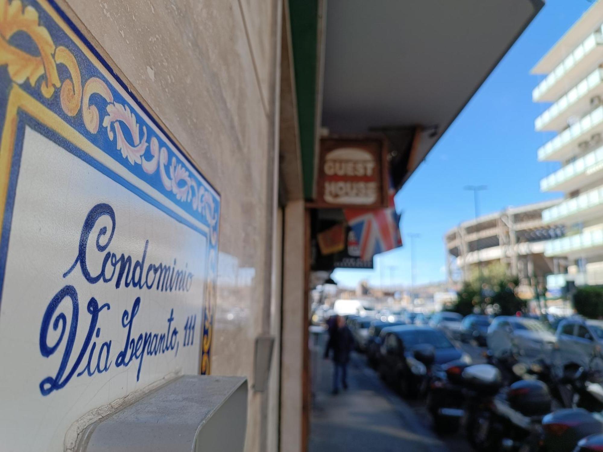 B&B Napoli Fuorigrotta Buitenkant foto